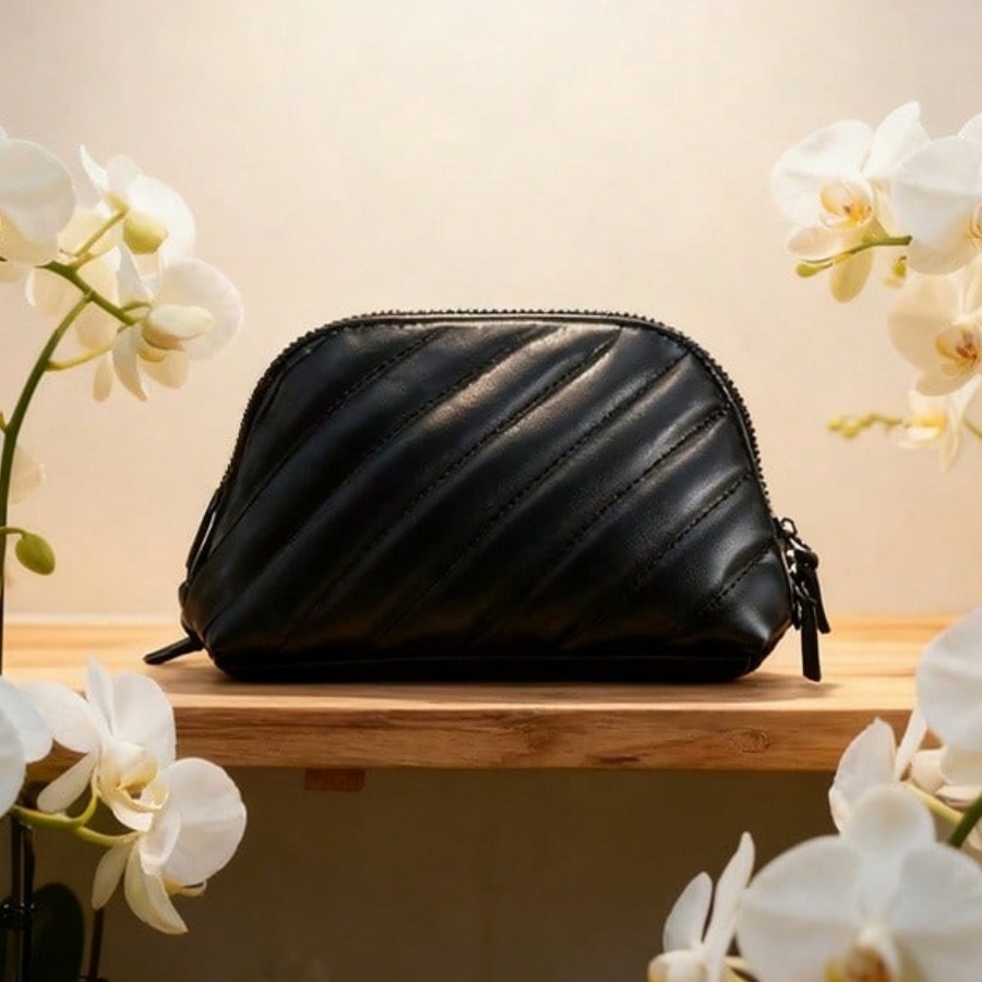 YSL Limited Edition Black Doub - Ysl Beauty Makeup Bag recension och pris