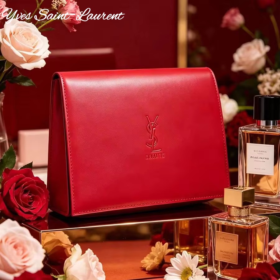 YSL Saint Laurent Red Leather  - Ysl Beauty Makeup Bag recension och pris