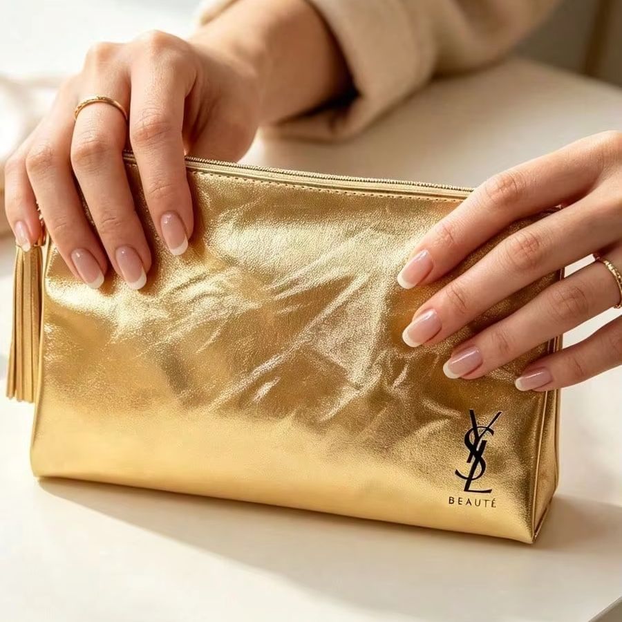 YSL Beaute Metallic Gold Zippe - Ysl Beauty Makeup Bag recension och pris
